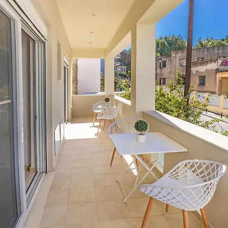 Apartamento Luxurious Close To The Sea