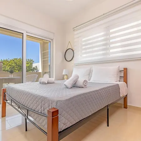 Luxurious Close To The Sea Apartament *