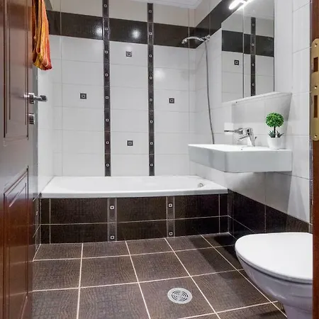 Daire Luxurious Close To The Sea *